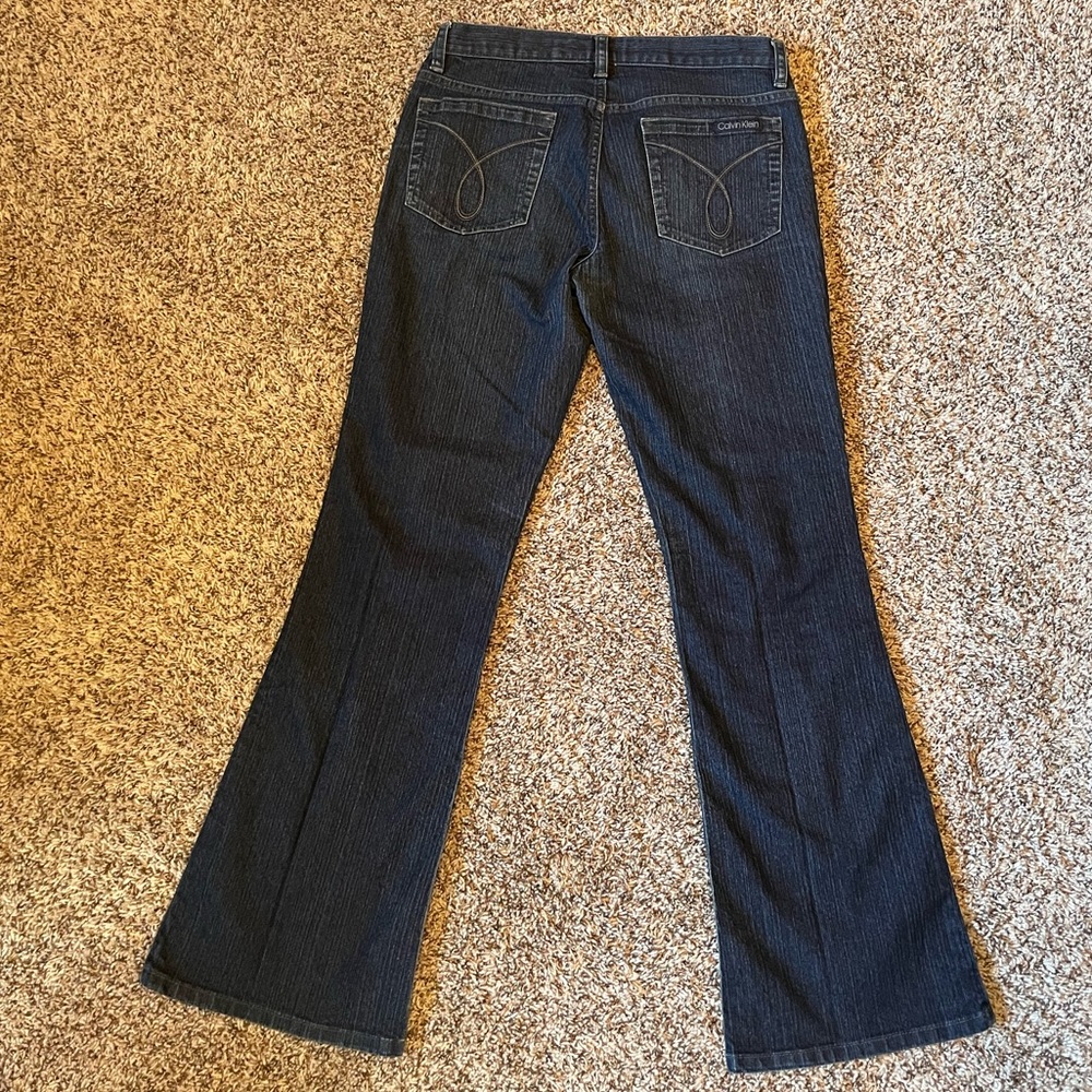 EUC Calvin Klein Women’s Size 6 (28 waist) Boot Cut Dark Wash Jeans Denim